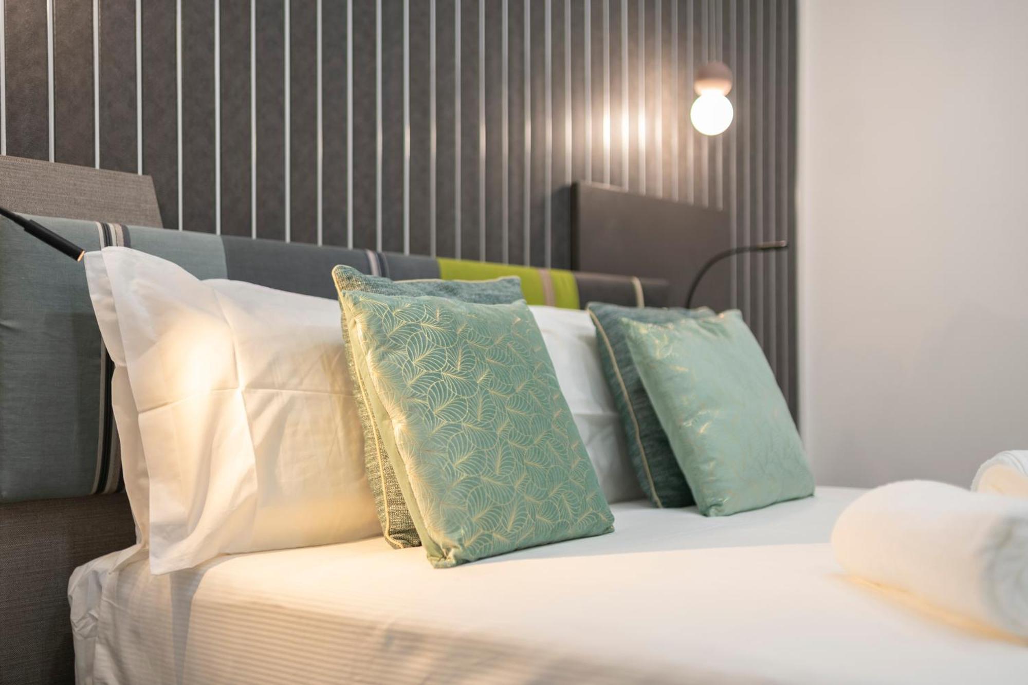 Trastevere Luxury Rooms ローマ エクステリア 写真