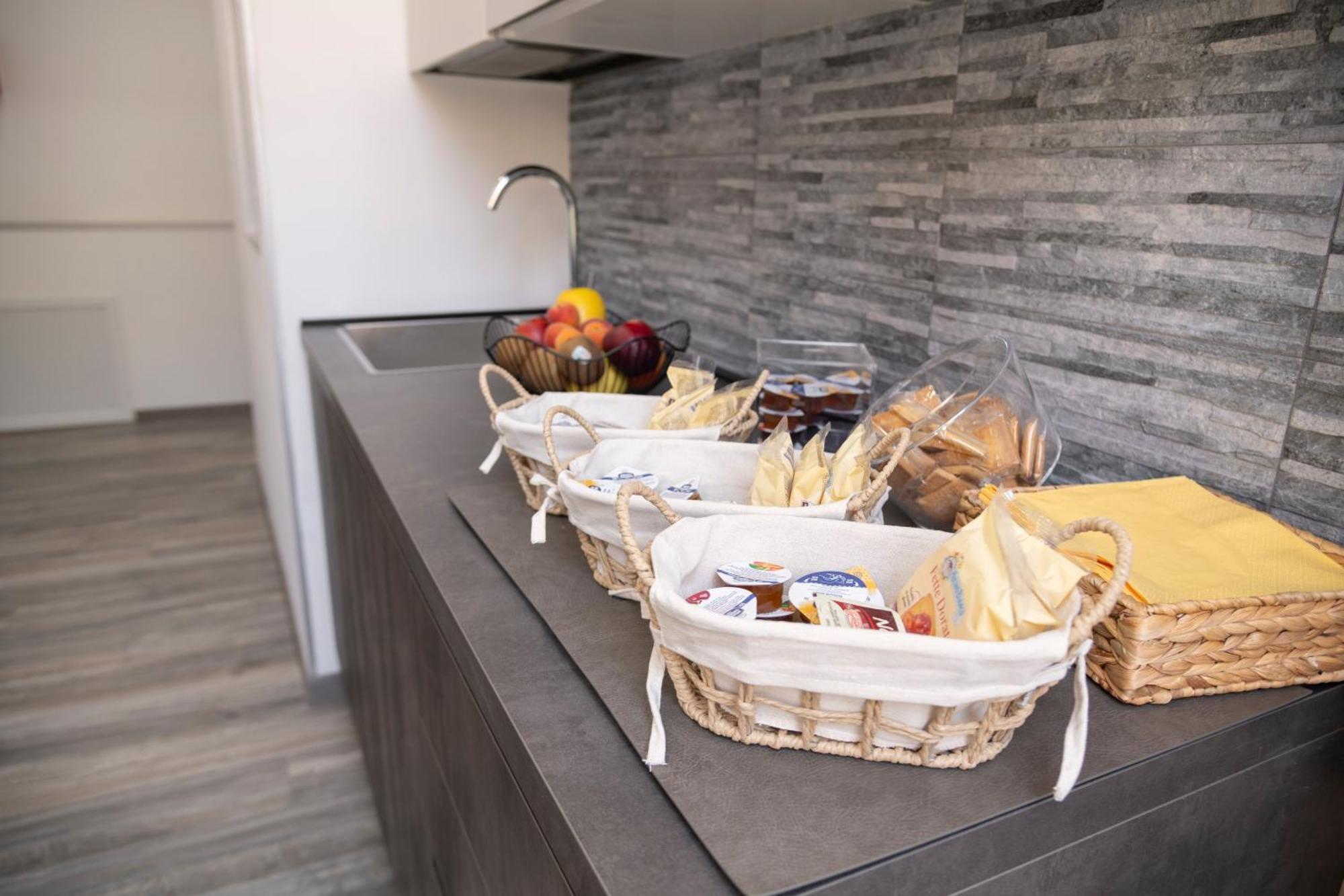Trastevere Luxury Rooms ローマ エクステリア 写真